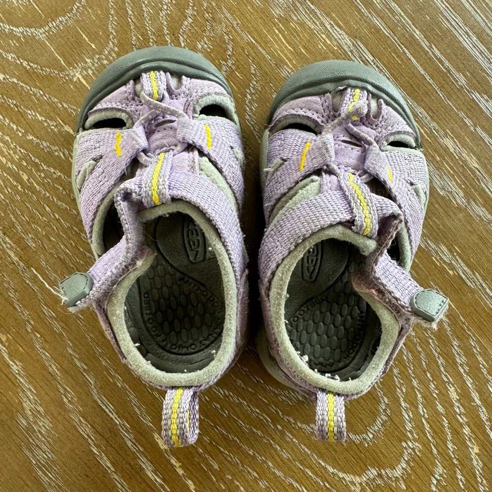 KEEN, Toddler size 4, Purple
